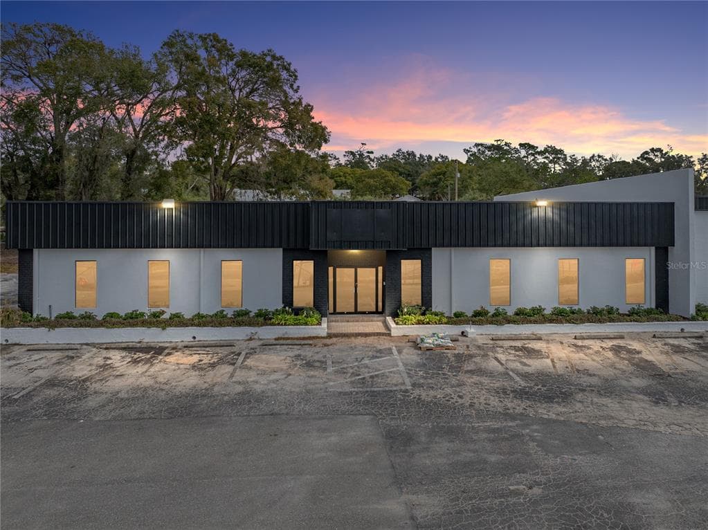 15552 US HIGHWAY 301 DADE CITY, FL 33523