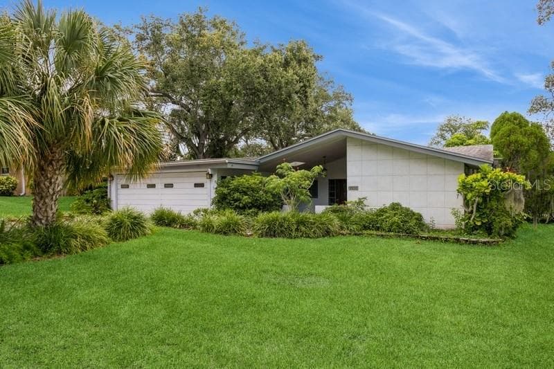 2035 NOLAN DRIVE DUNEDIN, FL 34698