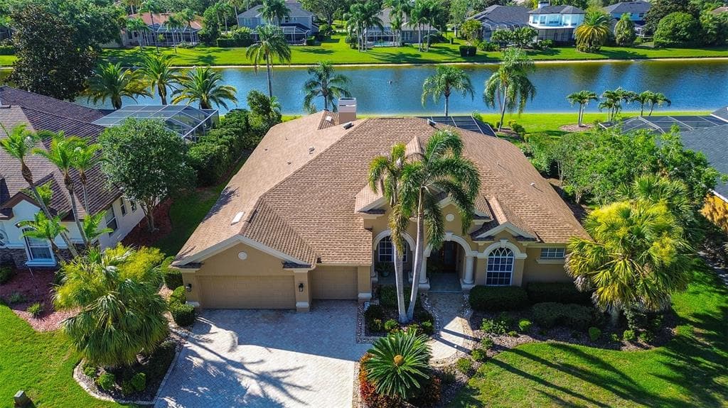 3895 MIMOSA PLACE PALM HARBOR, FL 34685