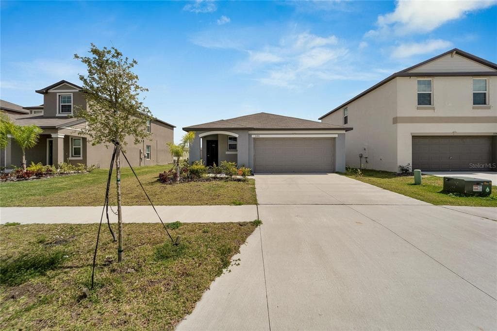 3186 OYSTER COVE STREET WIMAUMA, FL 33598