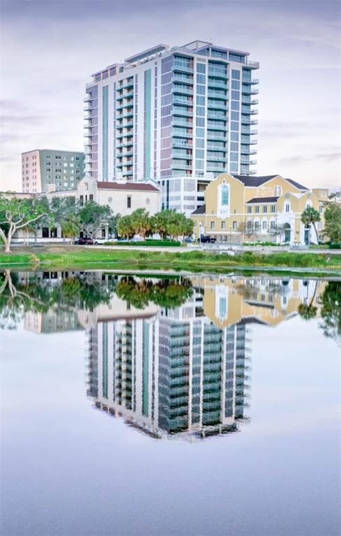 777 3RD AVENUE N UNIT 1401 ST PETERSBURG, FL 33701