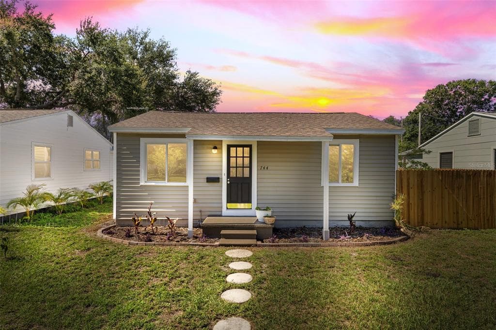 744 53RD TERRACE N ST PETERSBURG, FL 33703