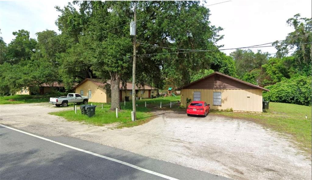 102,106,110,202,204 N JASPER STREET UNIT 102,106,110,202,204 BUSHNELL, FL 33513