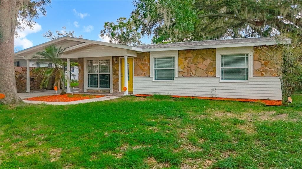 307 FERN CLIFF AVENUE TEMPLE TERRACE, FL 33617