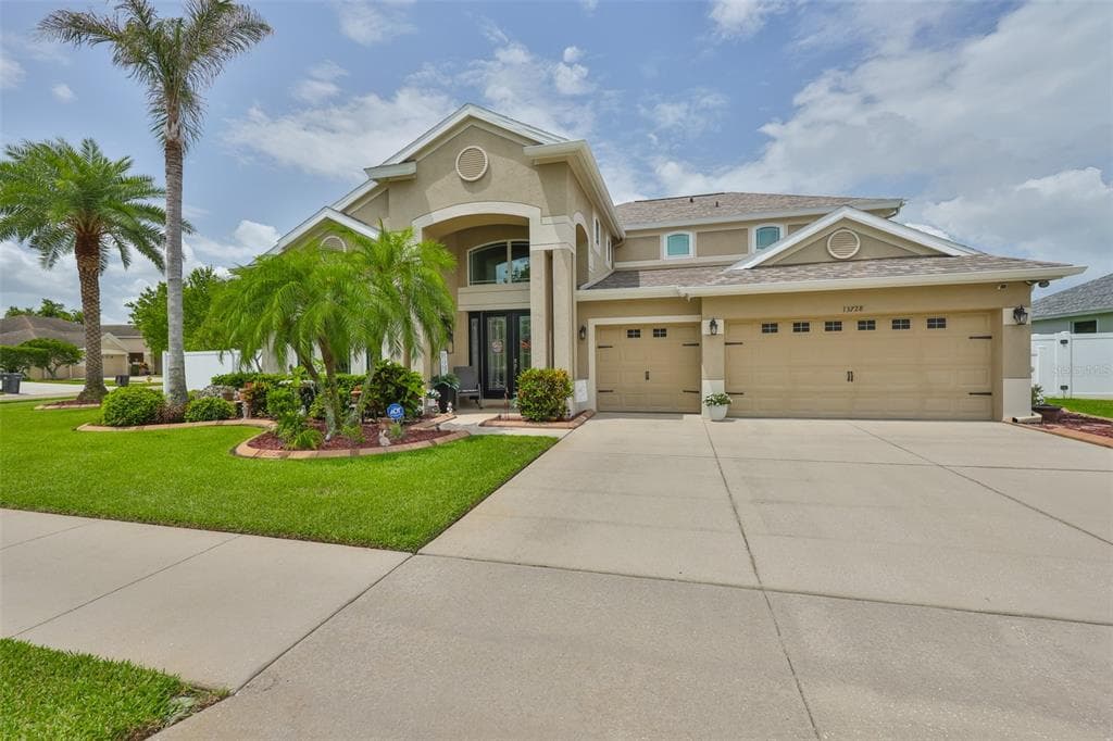 13728 ARTESA BELL DRIVE RIVERVIEW, FL 33579