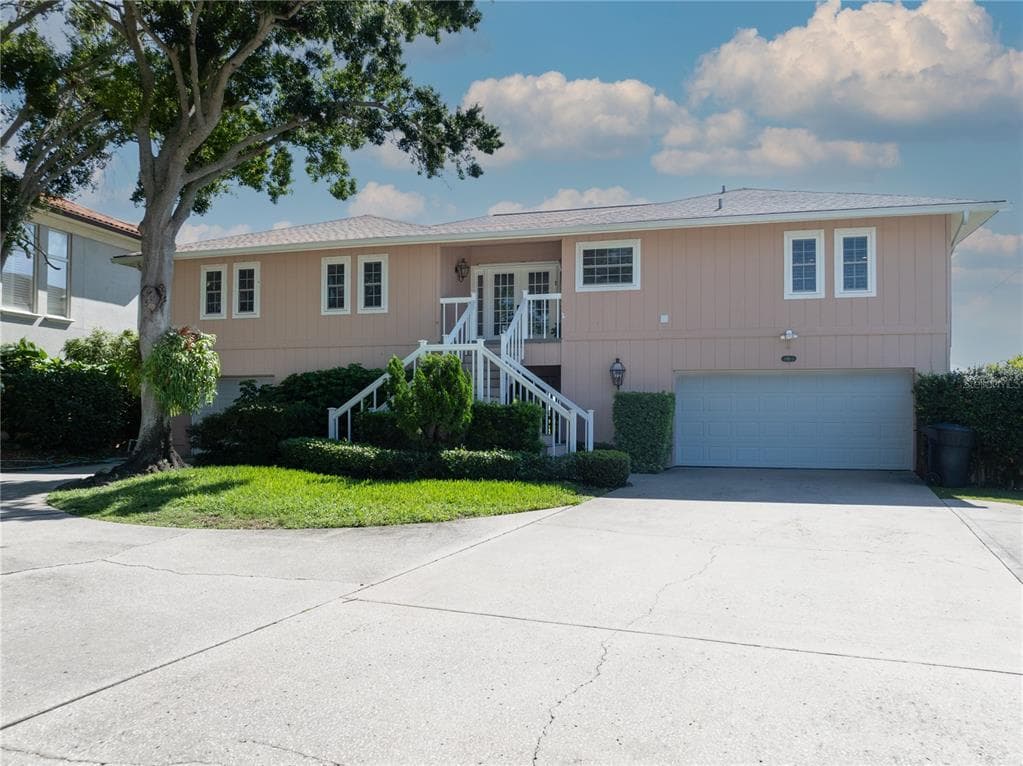 6663 BAYOU GRANDE BOULEVARD NE ST PETERSBURG, FL 33702