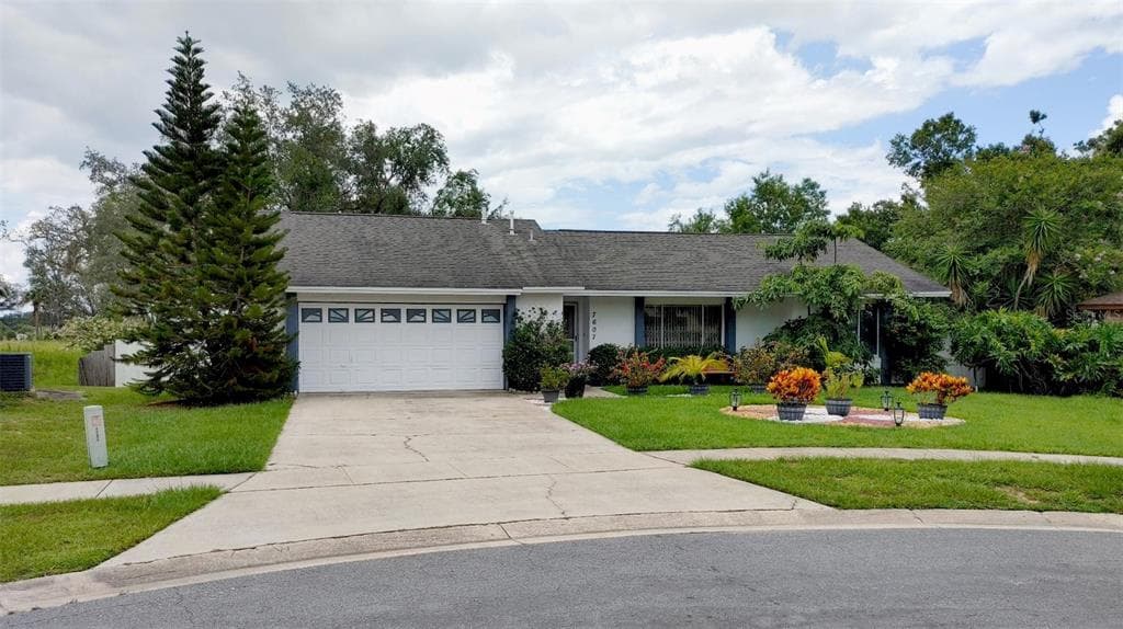 7607 BENJI RIDGE TRAIL KISSIMMEE, FL 34747
