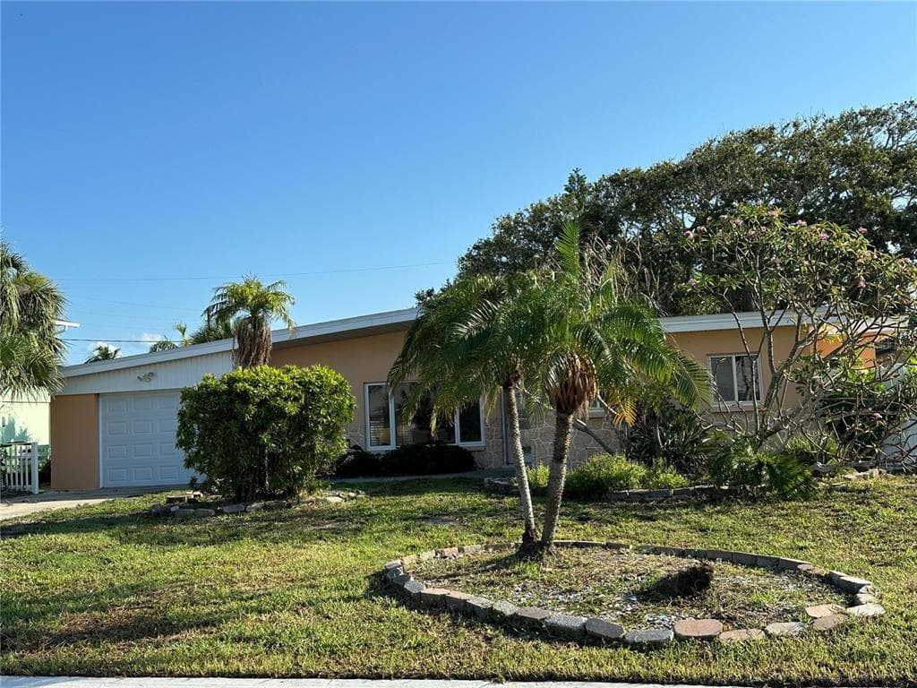 103 9TH STREET BELLEAIR BEACH, FL 33786