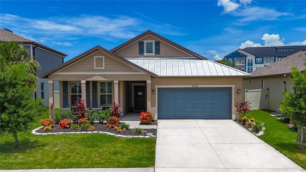 6538 KENAVA LOOP