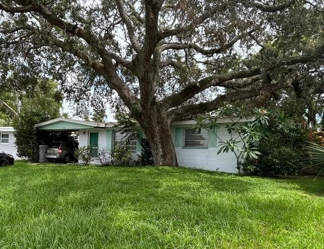 8946 DREAM WAY LARGO, FL 33773