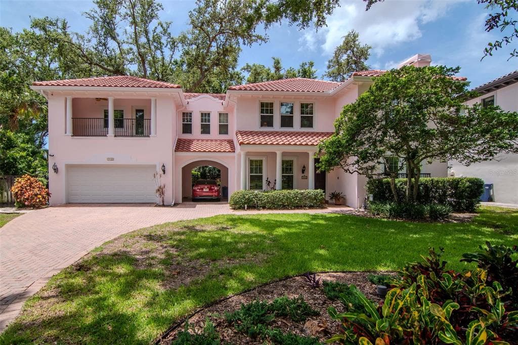 3122 W WAVERLY PARK TAMPA, FL 33629