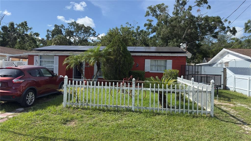 1519 W LAMBRIGHT STREET TAMPA, FL 33604