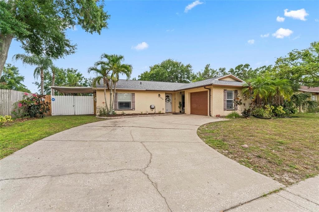 6916 SPANISH MOSS CIRCLE TAMPA, FL 33625