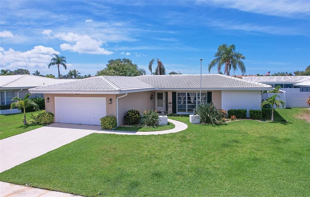 14872 CROWN DRIVE LARGO, FL 33774