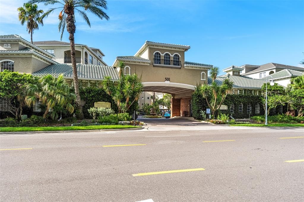 501 KNIGHTS RUN AVENUE UNIT 1123 TAMPA, FL 33602