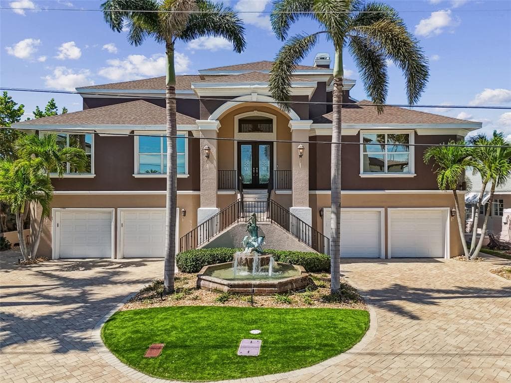 162 DEVON DRIVE CLEARWATER BEACH, FL 33767