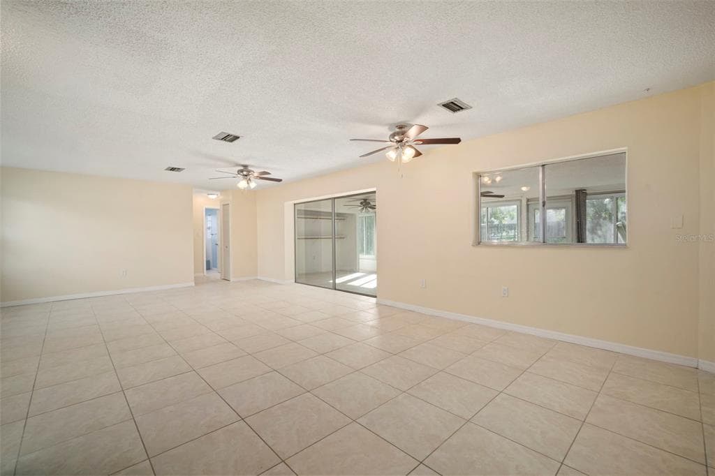 6313 FLAMINGO DRIVE APOLLO BEACH, FL 33572