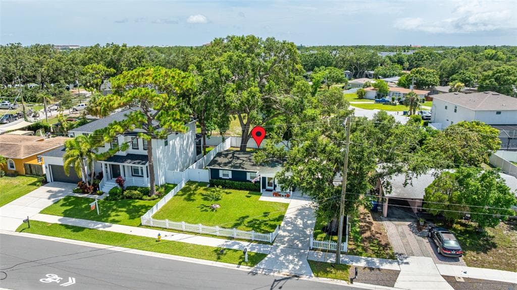 2906 W AVERILL AVENUE TAMPA, FL 33611