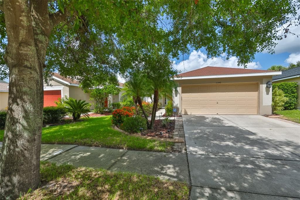 11546 CRESTLAKE VILLAGE DRIVE