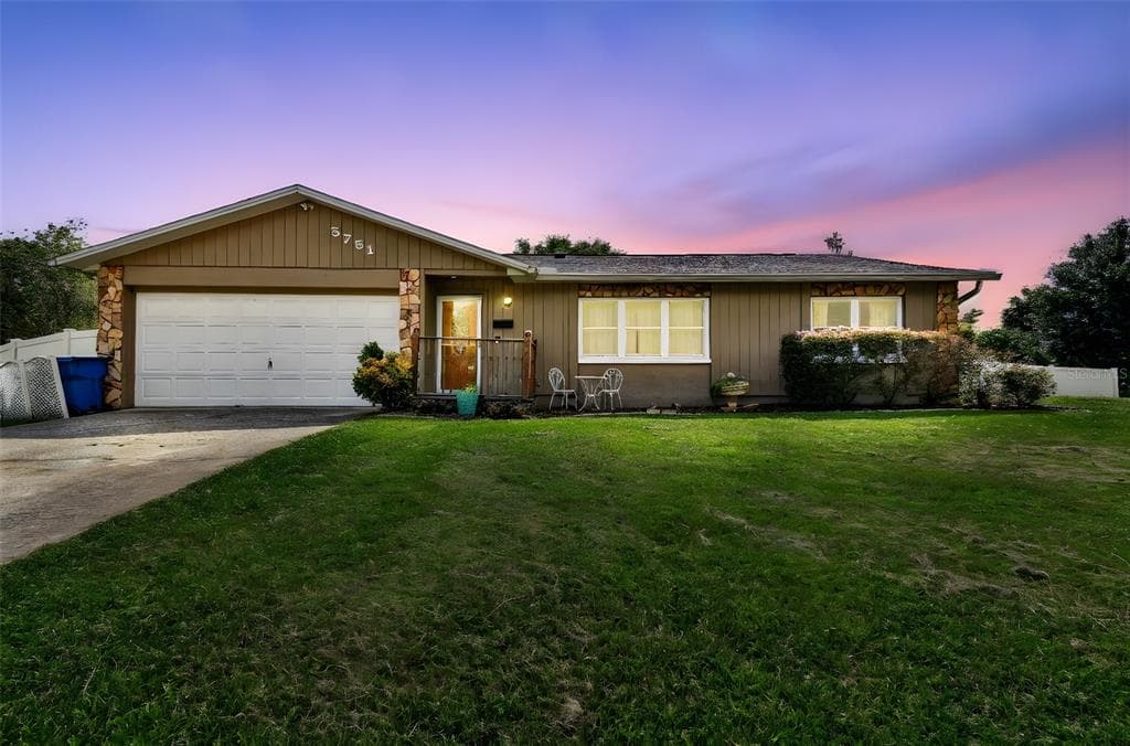 5751 RICK DRIVE ZEPHYRHILLS, FL 33541