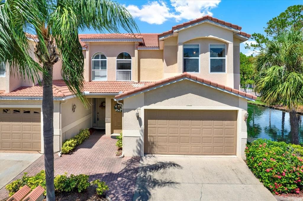 10403 SAINT TROPEZ PLACE TAMPA, FL 33615