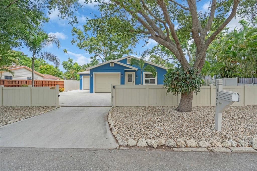 1775 8TH STREET SARASOTA, FL 34236