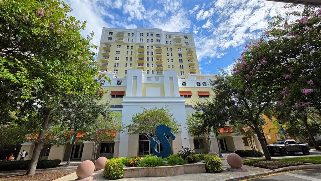 628 CLEVELAND STREET UNIT 905 CLEARWATER, FL 33755