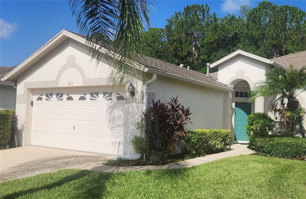 1713 SASSAFRAS DRIVE WESLEY CHAPEL, FL 33543