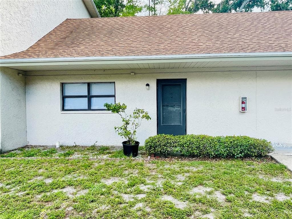 2142 BRADFORD STREET UNIT 307 CLEARWATER, FL 33760