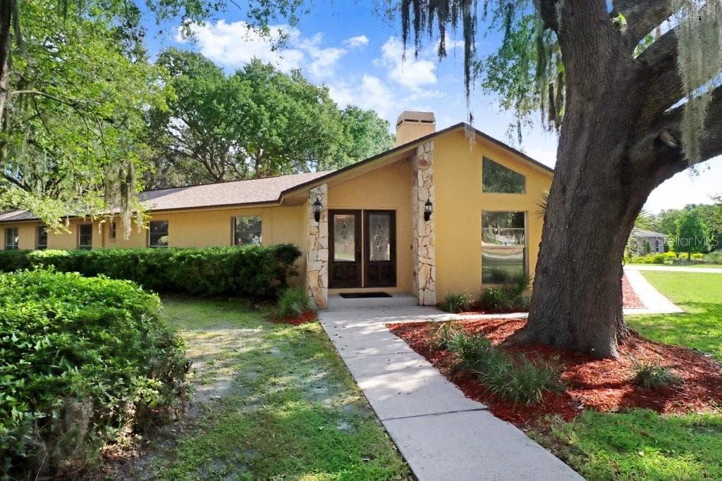 11806 SHADOW RUN BOULEVARD RIVERVIEW, FL 33569
