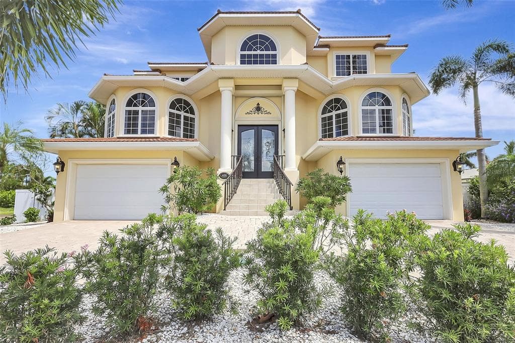 400 115TH AVENUE TREASURE ISLAND, FL 33706