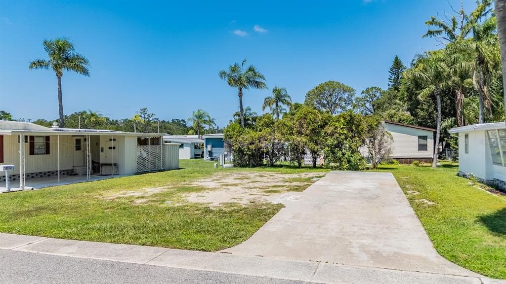 605 MICHIGAN BOULEVARD UNIT 105 DUNEDIN, FL 34698