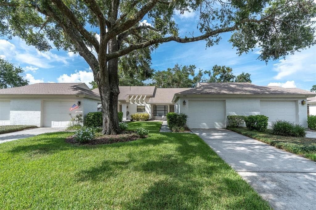 9312 GOLF VIEW DRIVE UNIT 3 NEW PORT RICHEY, FL 34655