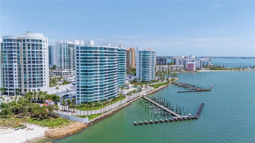 988 BLVD OF THE ARTS UNIT 1209 SARASOTA, FL 34236