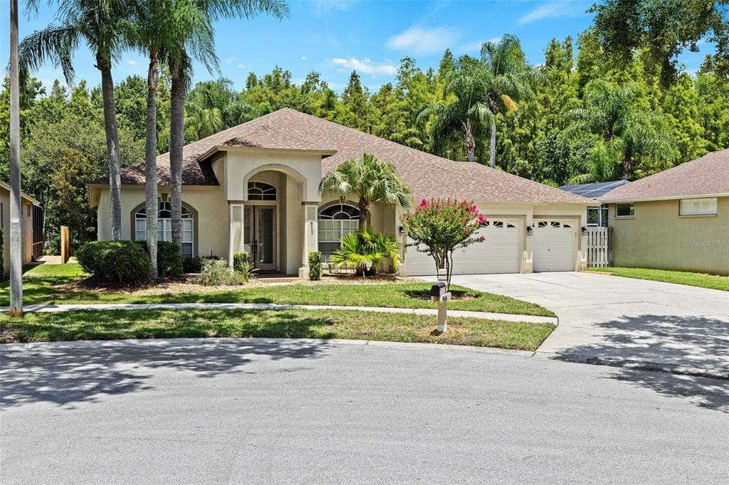 19604 INTRIGUE WAY LUTZ, FL 33558