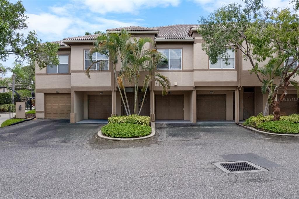 611 ARBOR LAKE LANE