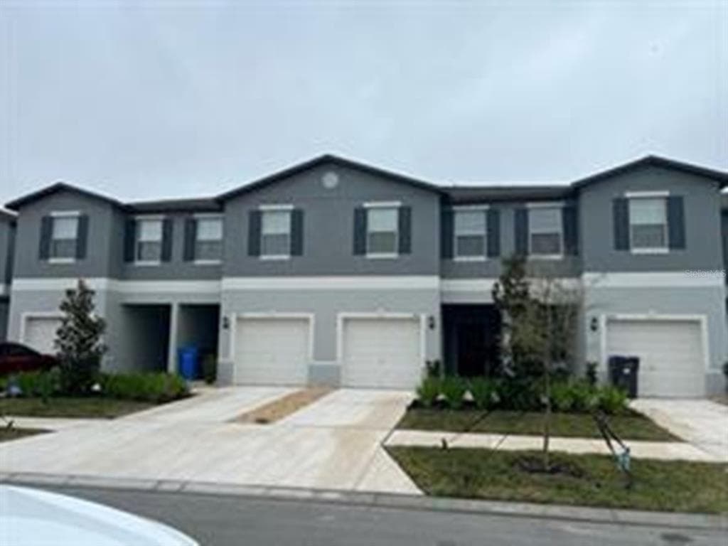 11847 DUMAINE VALLEY ROAD RIVERVIEW, FL 33579