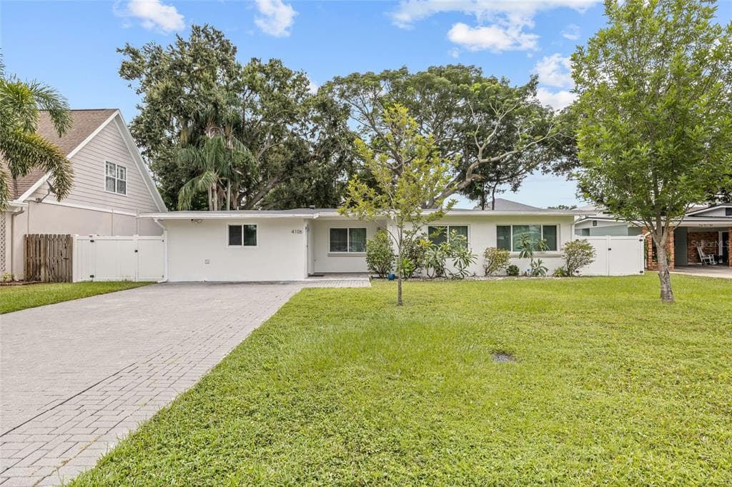 4106 W MCKAY AVENUE TAMPA, FL 33609