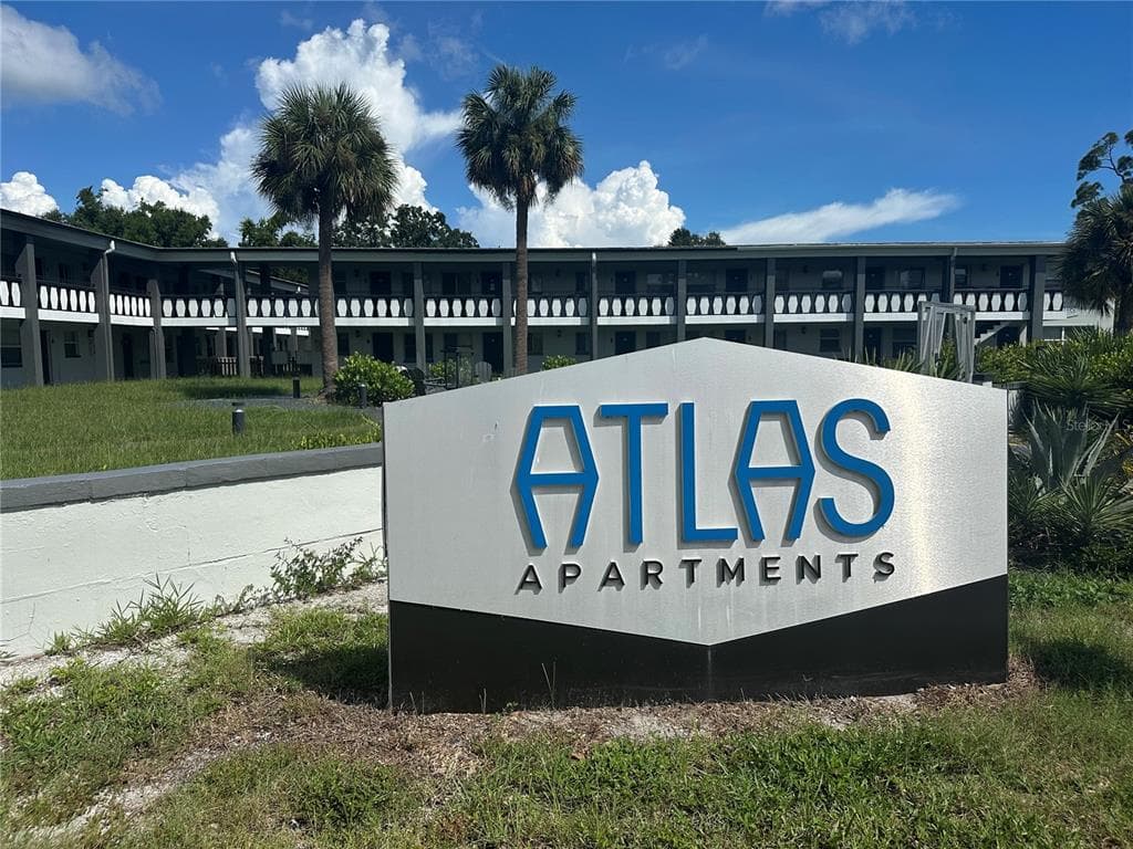 2800 4TH STREET S UNIT 27 ST PETERSBURG, FL 33705