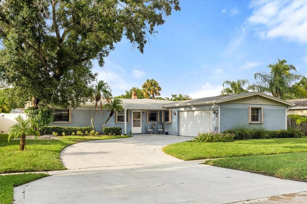 4707 W PRICE AVENUE
