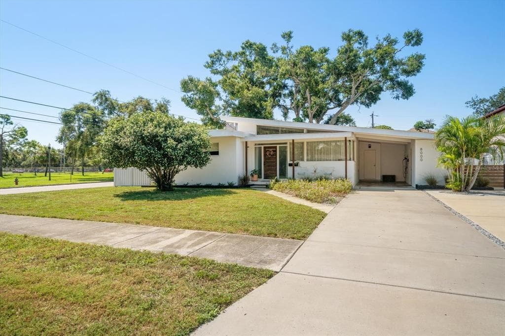8000 31ST AVENUE N ST PETERSBURG, FL 33710