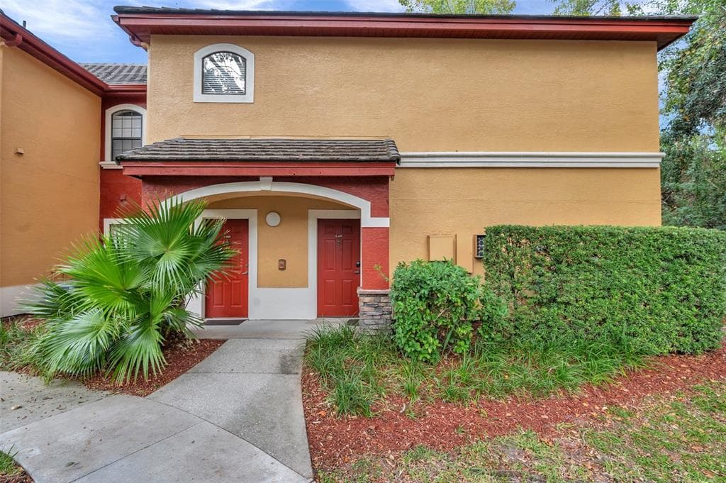 2279 PORTOFINO PLACE UNIT 20-2025 PALM HARBOR, FL 34683