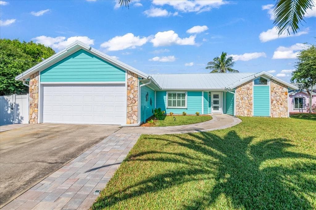 5120 PALM DRIVE