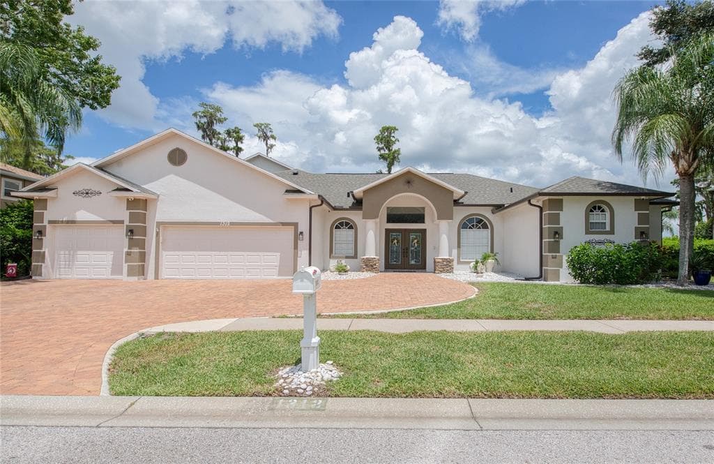 1312 WYNDHAM LAKES DRIVE ODESSA, FL 33556