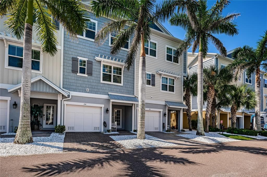 194 HAVEN BEACH DRIVE S