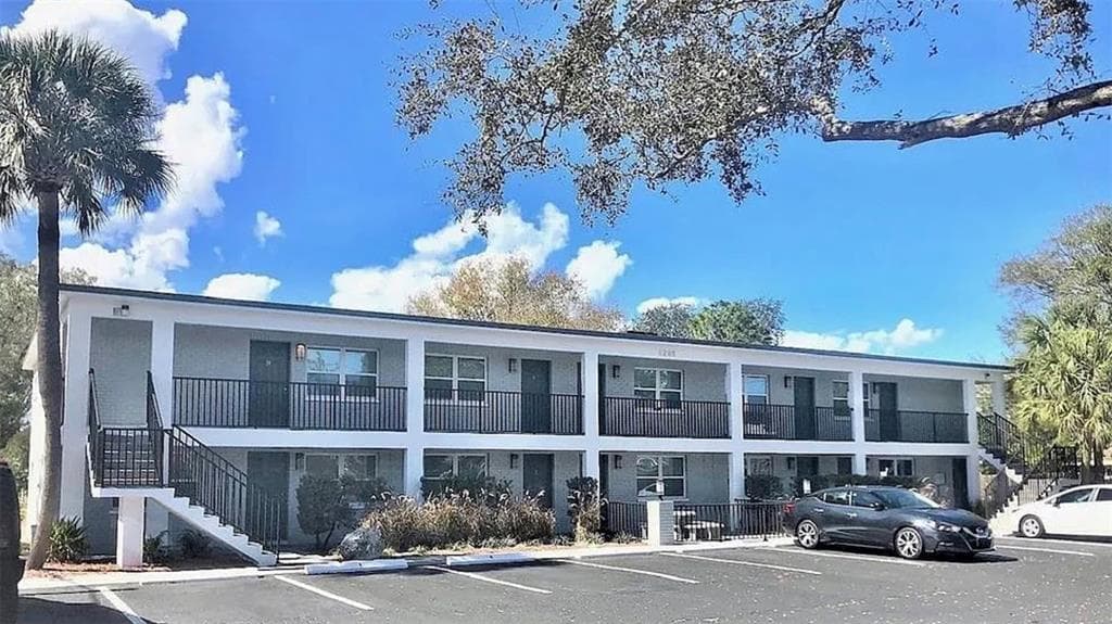 4200 1ST STREET UNIT 2 ST PETERSBURG, FL 33703