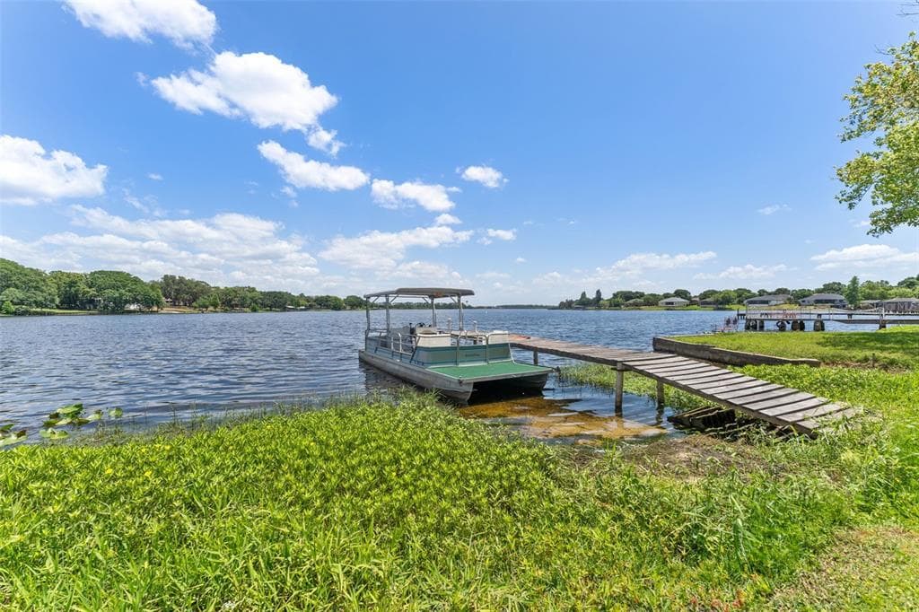 7558 BERKLEY ROAD POLK CITY, FL 33868