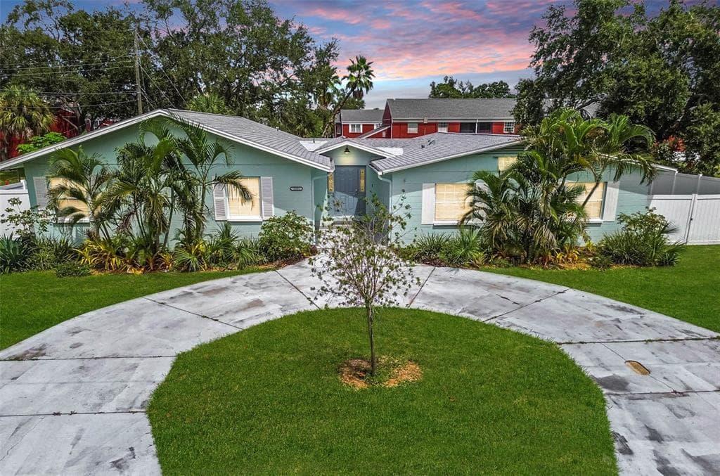 1101 81ST AVENUE N ST PETERSBURG, FL 33702