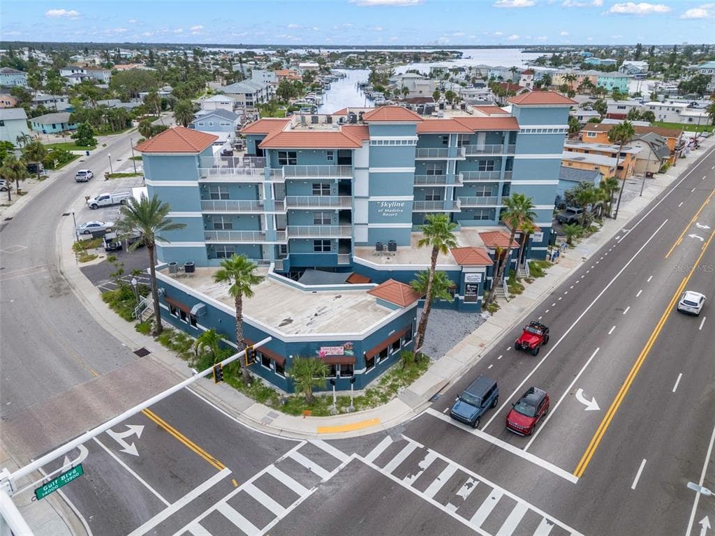 13999 GULF BOULEVARD UNIT 304 ST PETERSBURG, FL 33708