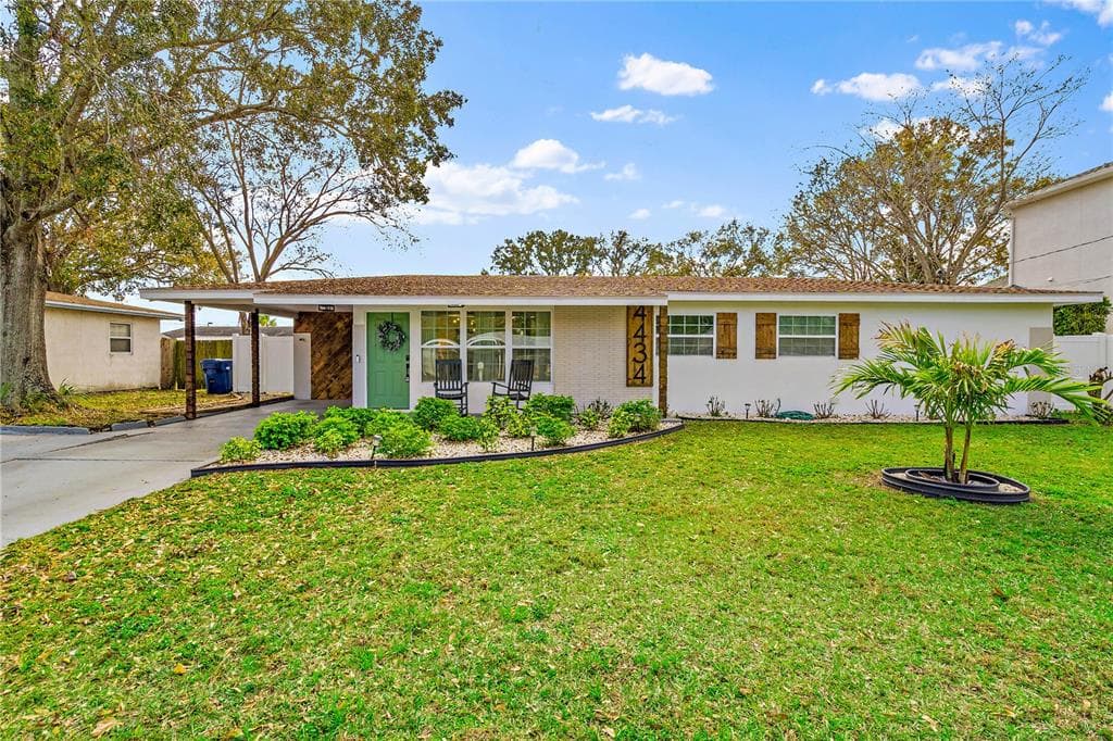 4434 W FAIRVIEW HEIGHTS TAMPA, FL 33616